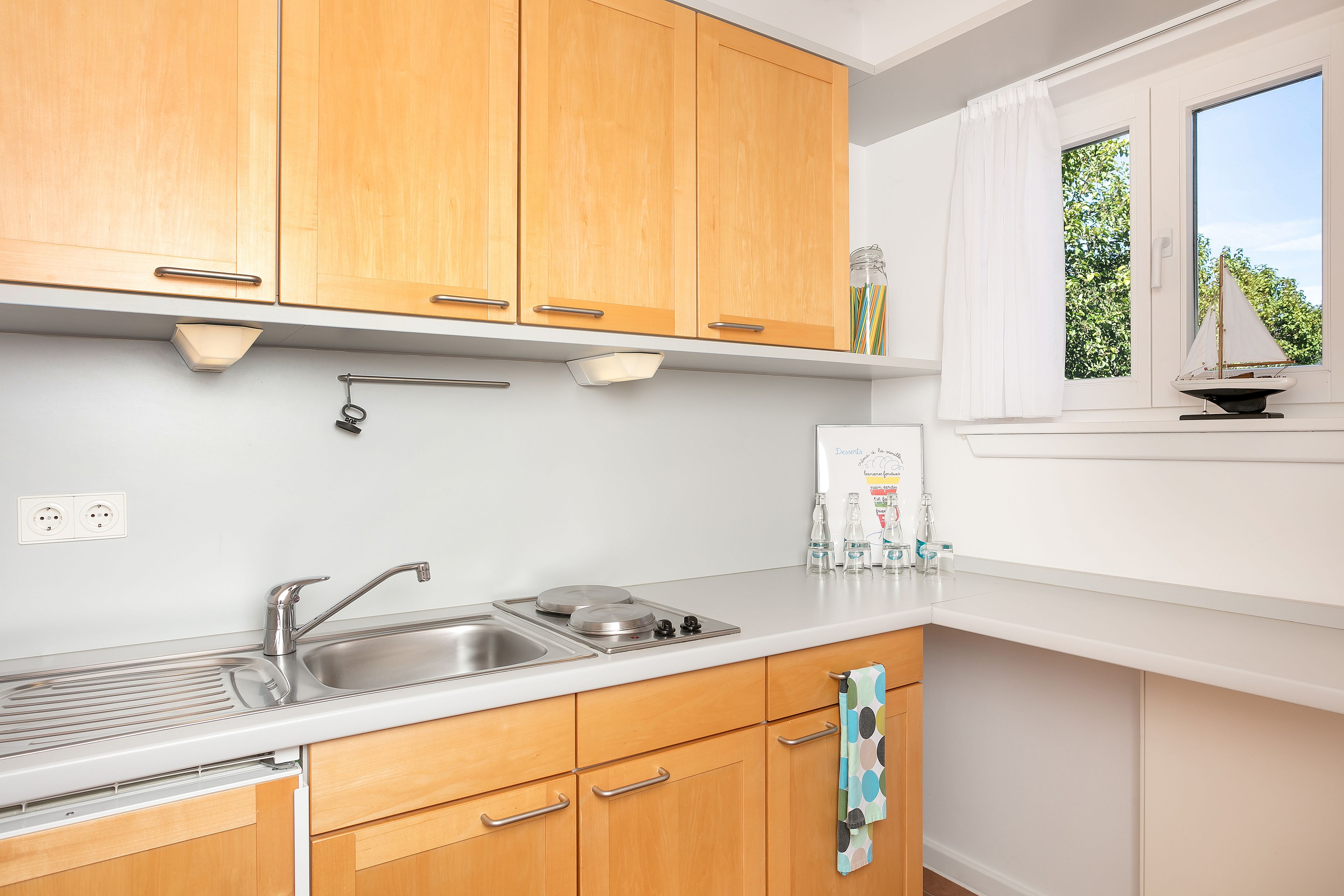 suite, terrace | private kitchen | fridge, coffee/tea maker