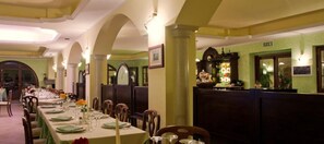 Lunch and dinner served, local cuisine - Hotel Bagno Santo (Manciano)
