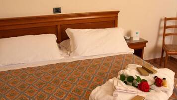 Phòng đôi phong cách cổ điển, phù hợp cho người khuyết tật, quang cảnh công viên | Bộ đồ giường cao cấp, minibar, két bảo mật tại phòng, bàn