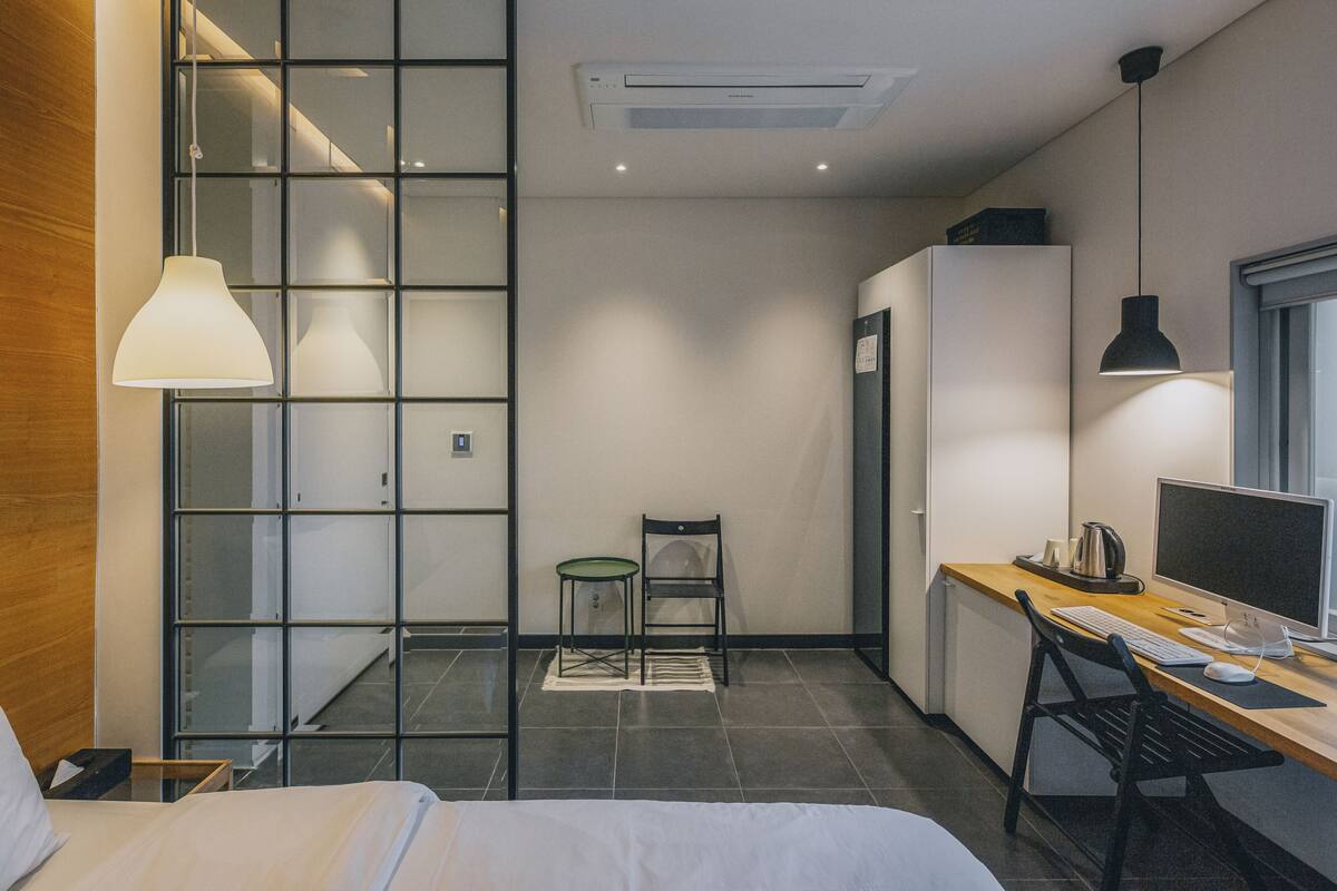 1 slaapkamer, individueel gedecoreerd, individueel gemeubileerd