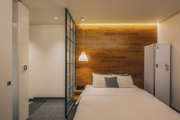 Deluxe-Doppelzimmer, Parkblick (No Breakfast on Mondays) | Individuell dekoriert, individuell eingerichtet, kostenloses WLAN