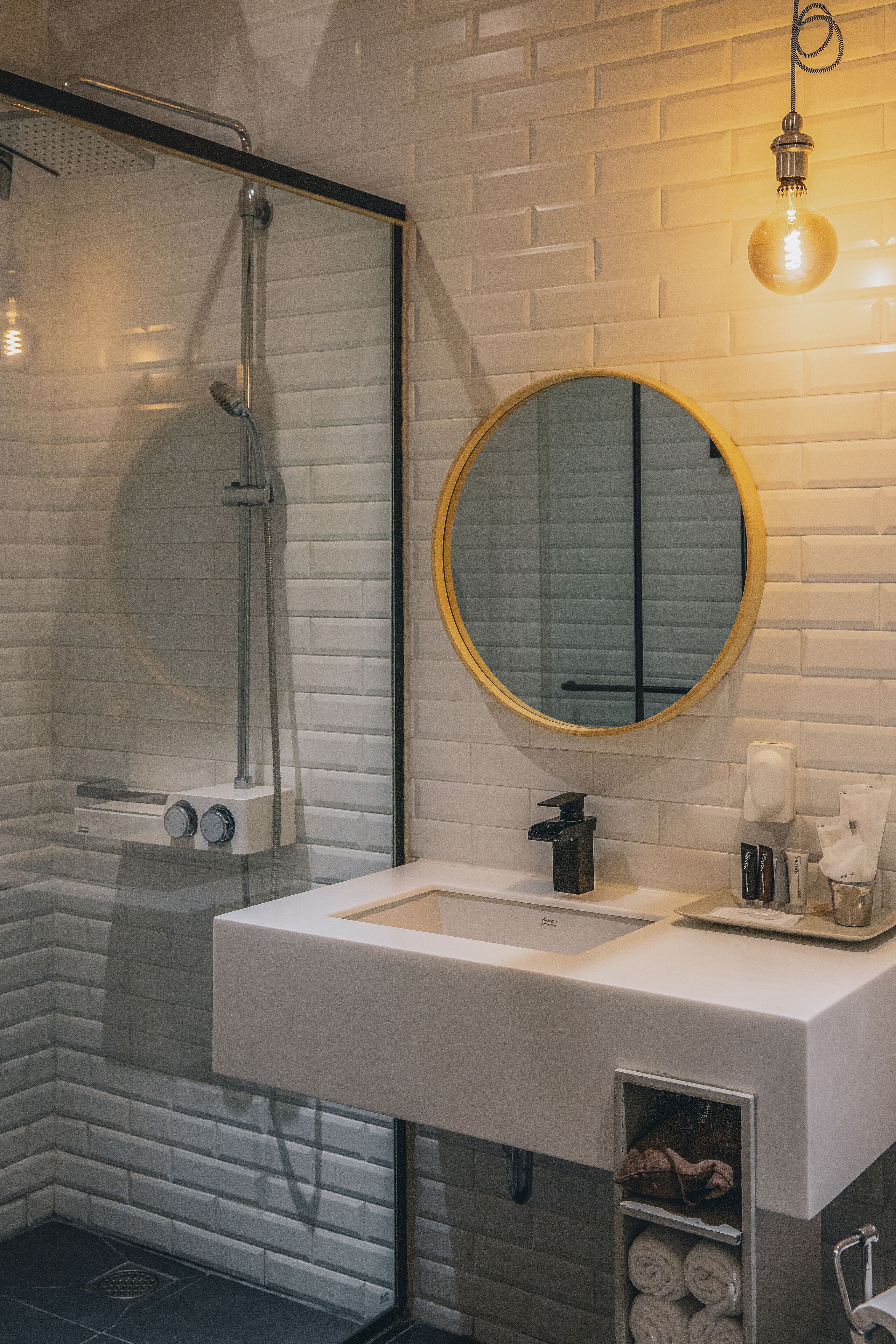 superior double room, park view (shower booth) (no breakfast on monday) | bathroom | free toiletries, hair dryer, bathrobes, slippers