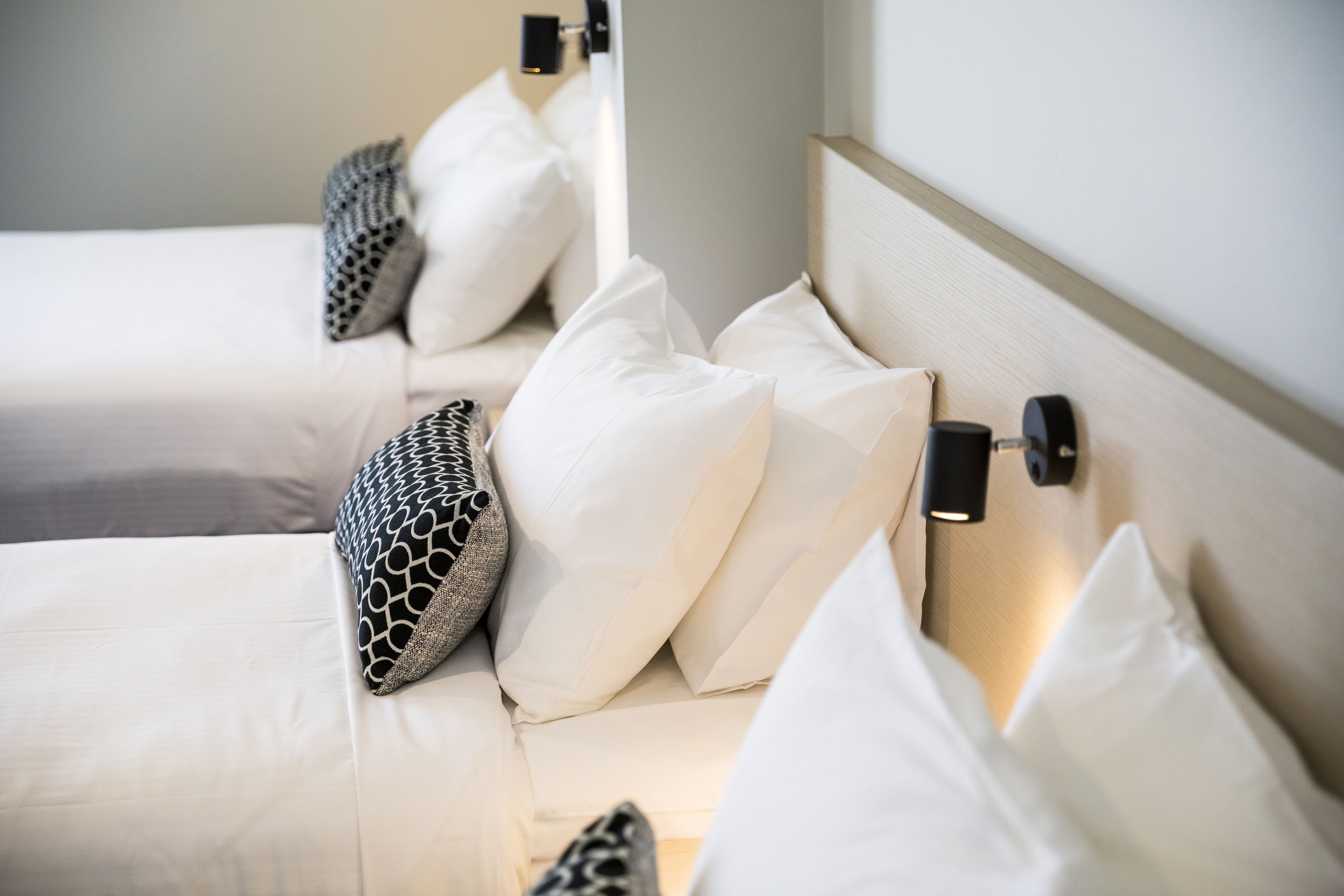 studio family  | desk, iron/ironing board, free wifi, bed sheets