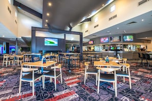 Bar (on property) - Nightcap at Finsbury Hotel (Woodville North)