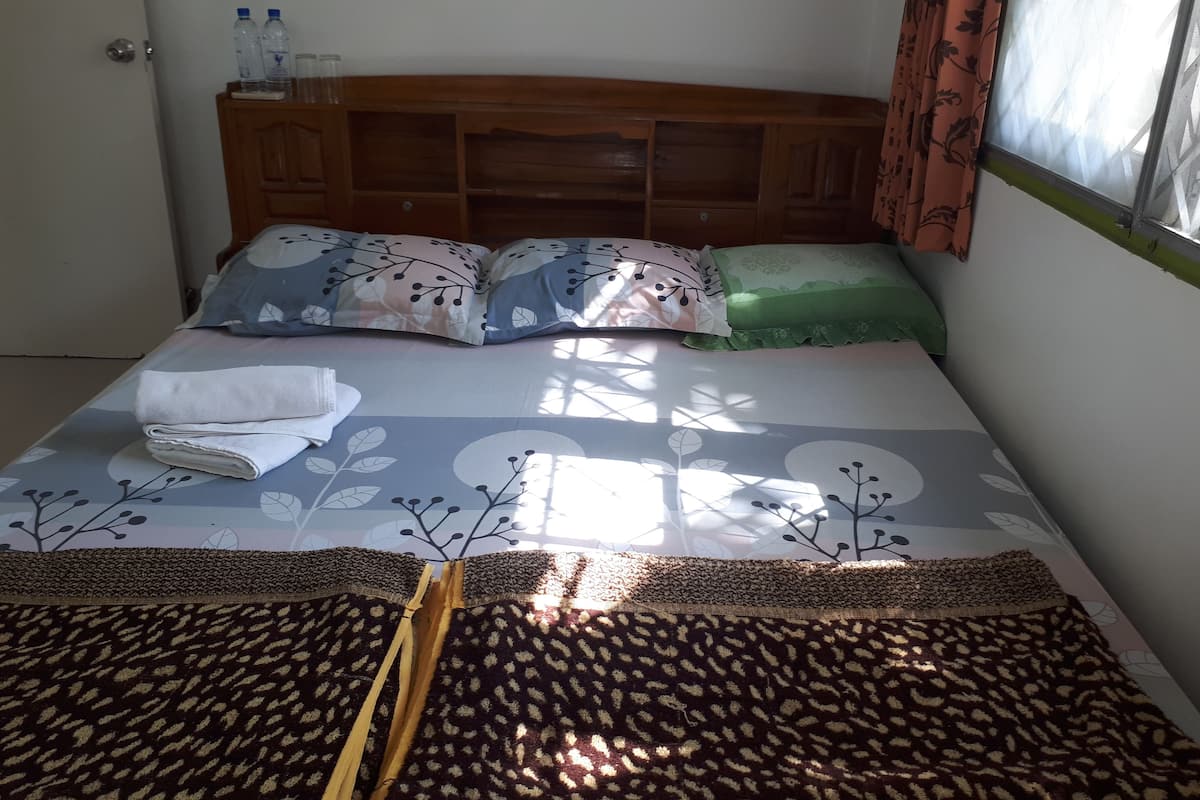 3 Bedrooms Bungalow | Free WiFi