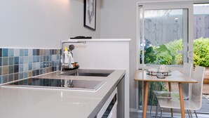 Apartment, 2 Bedrooms - Albany Rosedale Modern 2 Bedroom Unit (Auckland)