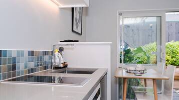 Apartment, 2 Bedrooms | 2 bedrooms, desk, iron/ironing board, free WiFi