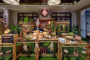 Breakfast area - Allegro Hoi An. A Little Luxury Hotel & Spa (Da Nang)