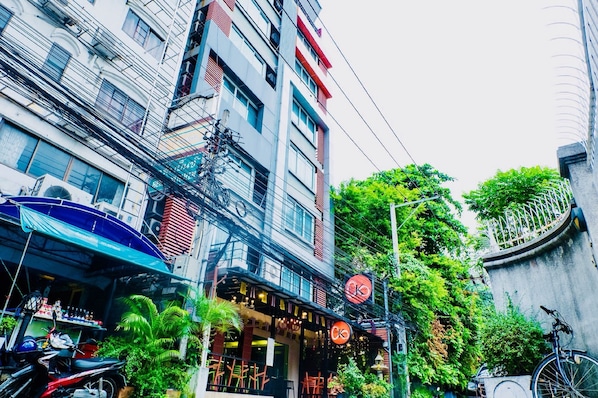 Exterior - The Konnect Hotel (Bangkok)