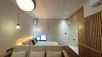 Deluxe Double Room | Down comforters, desk, blackout drapes, soundproofing