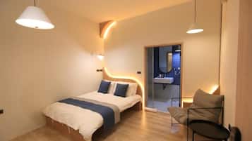 Standard Double Room | Down comforters, desk, blackout drapes, soundproofing