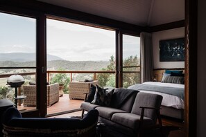 Panoramic Cabin, 1 Queen Bed, Mountain View, Mountainside | 1 bedroom, premium bedding, pillow-top beds, free minibar items