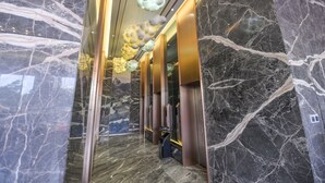 Unclassified image, 4 of 26, button - Guilin Manhatton Hotel Tianjie (Guilin)
