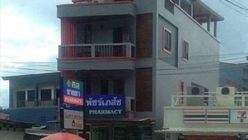 Fachada de la propiedad