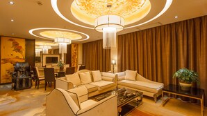 Suite – president | Oppholdsrom | LCD-TV