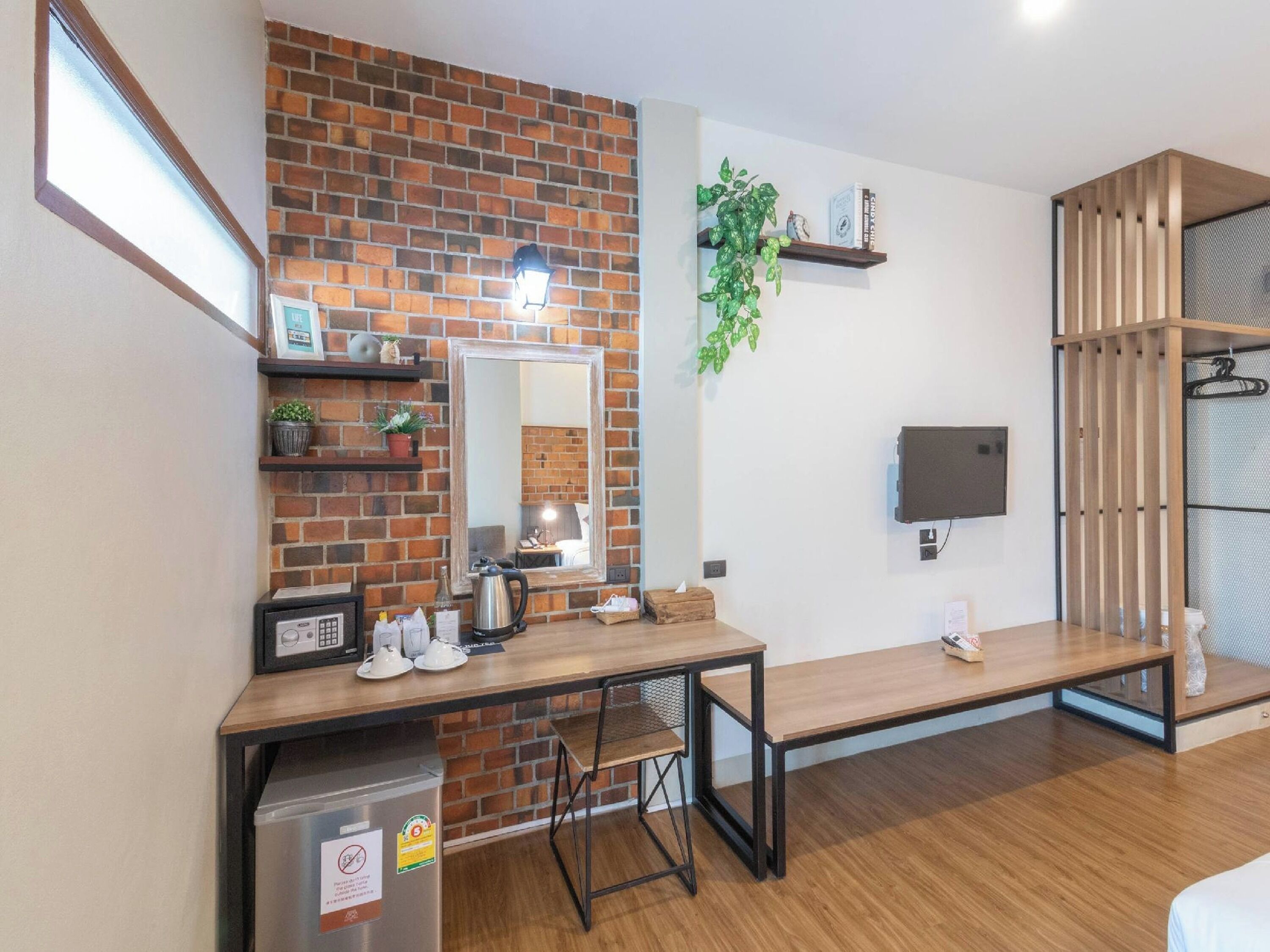 Photo - The Old City Wall Inn