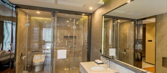 Chengdu E Hotel