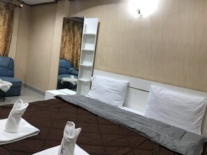 豪華客房 | 遮光窗簾/窗簾、免費 Wi-Fi