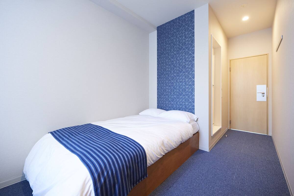 In-room safe, iron/ironing board, free WiFi, bed sheets