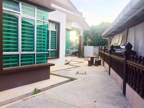 House, 4 Bedrooms