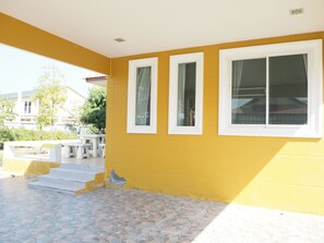 2-Bedroom Villa  | Terrace/patio - Baan Tukta (Cha-am)