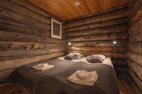 Casa de campo clássica, 2 quartos, para não fumantes, sauna seca | 1 quarto, cortinas blackout, quartos à prova de som