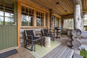Terrace/patio - Kuukkeli Log Houses Villa Aurora (Pupula) (Saariselka)