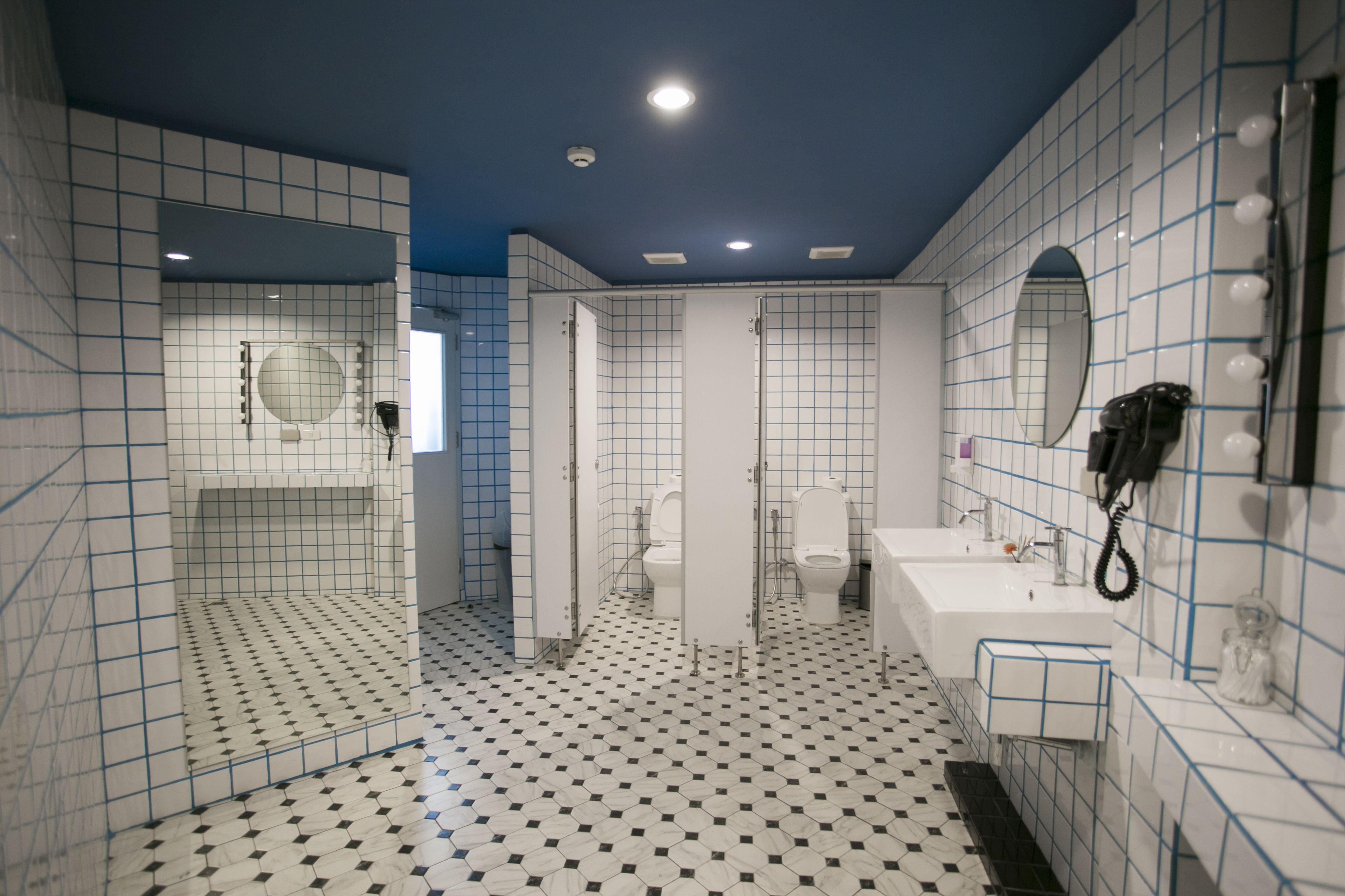 free toiletries, hair dryer, towels