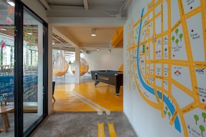 Detall de l'interior