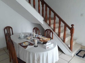 Free breakfast - Gudsmith Home (Negombo)