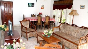 Interior - Gudsmith Home (Negombo)