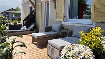 Quarto casal standard, terraço, vista para o lago | Terraço/pátio