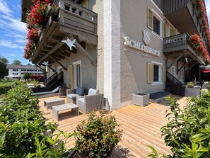Standard Twin Room, Terrace, Lake View | Terrace/patio - Hotel Schlossblick Chiemsee (Prien am Chiemsee)