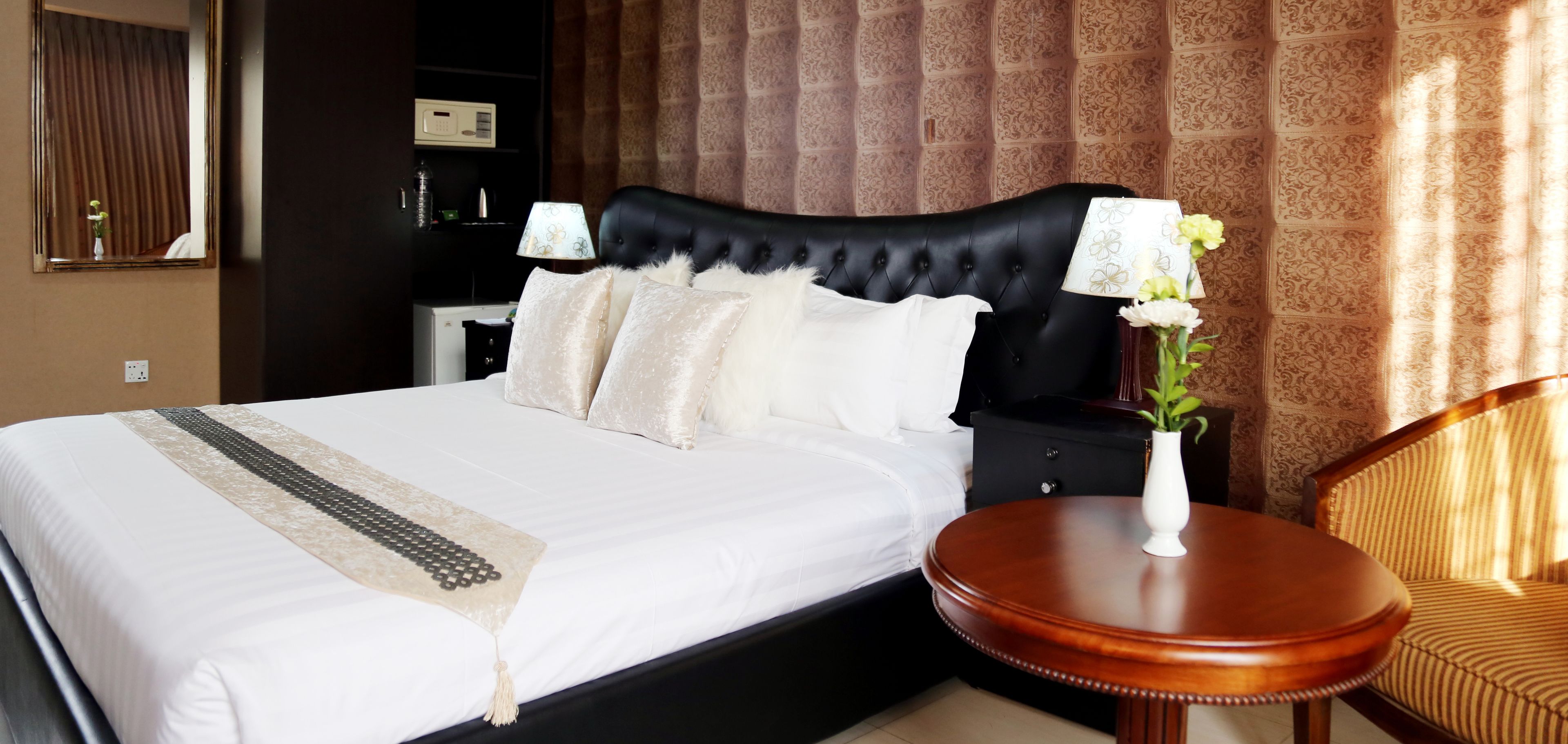 Foto - Civic Inn