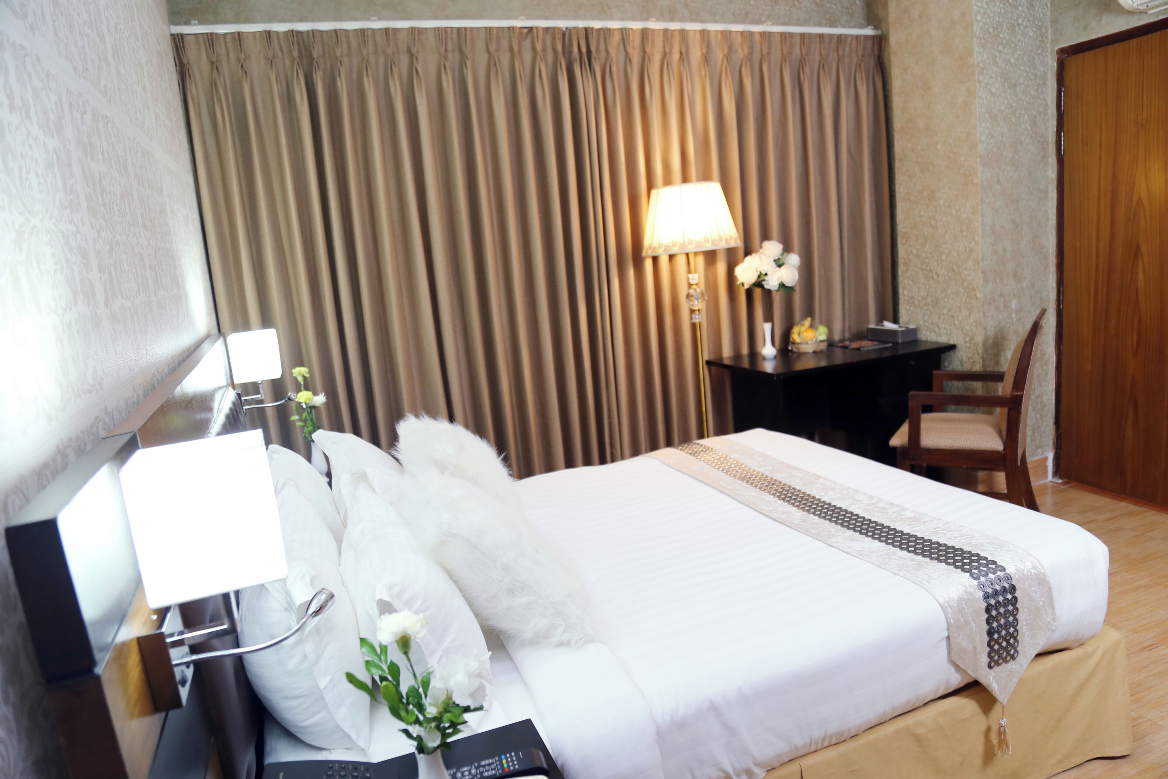 Foto - Civic Inn