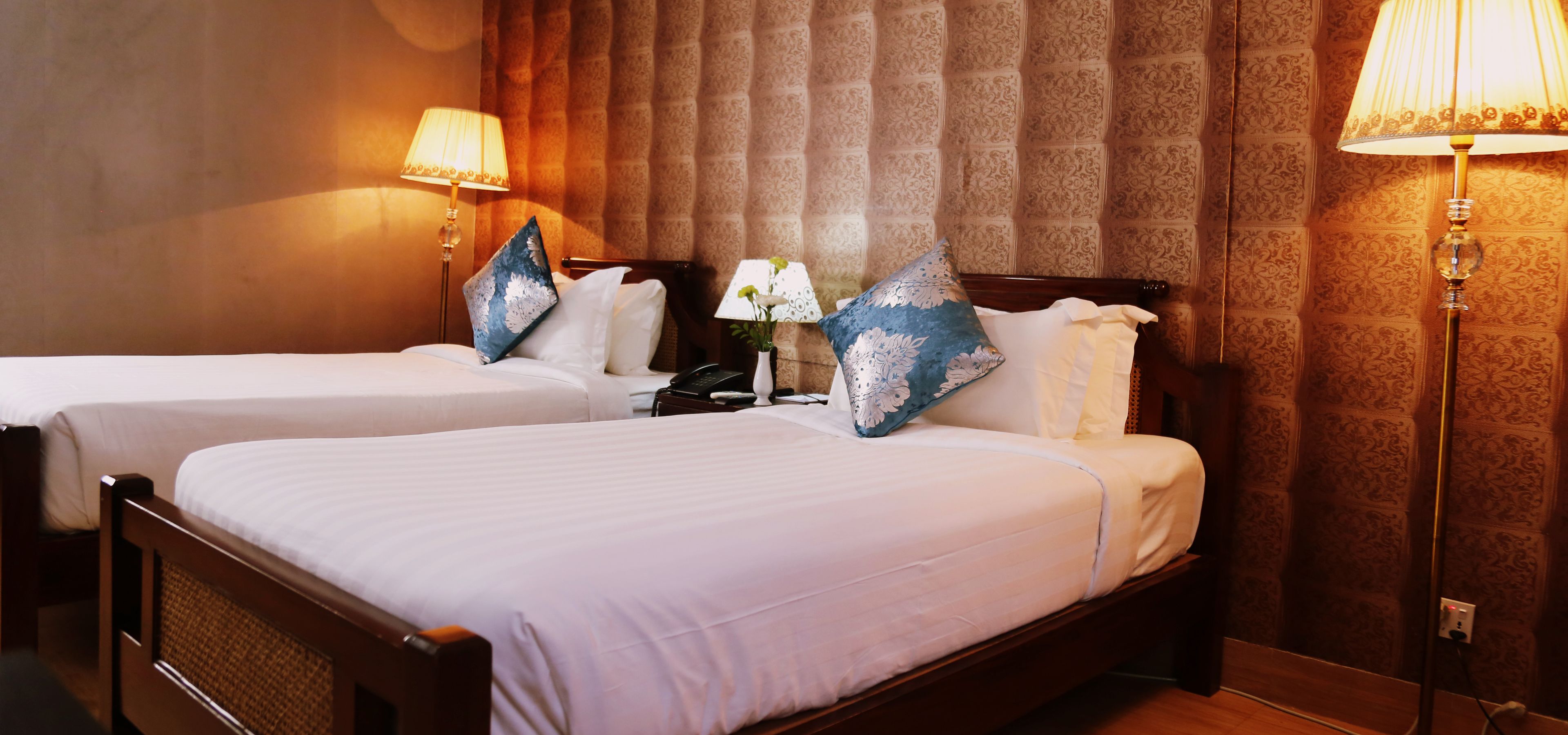 Foto - Civic Inn