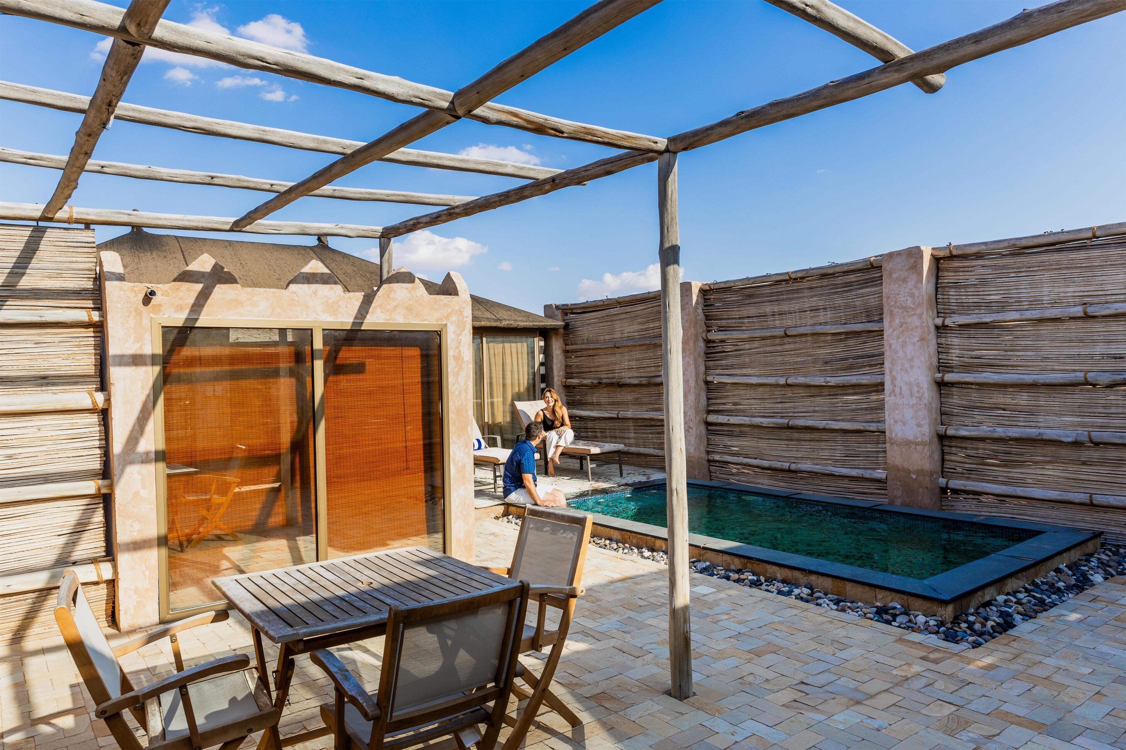 Tente Luxe, 1 très grand lit | Literie de qualité supérieure, surmatelas, minibar, bureau