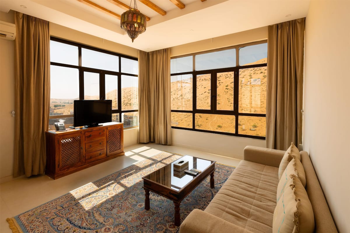Chambre Présidentielle, 1 trÚs grand lit | 1 chambre, literie de qualité supérieure, surmatelas, minibar