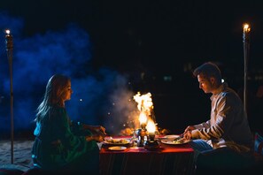Khu ẩm thực cho cặp đôi