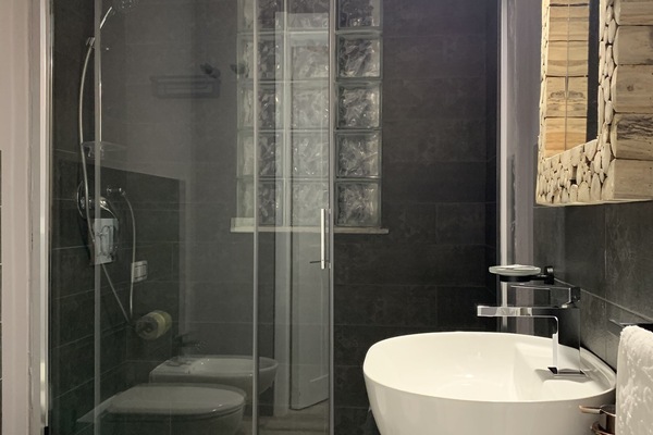 Comfort Double Room, 1 Double Bed (Delle suore) | Bathroom | Shower, free toiletries, hair dryer, bidet