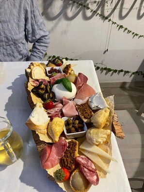 تناول الطعام