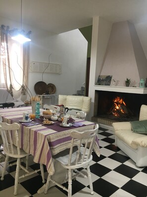 In-room dining - BeB il Pomo D'Oro (Assemini)