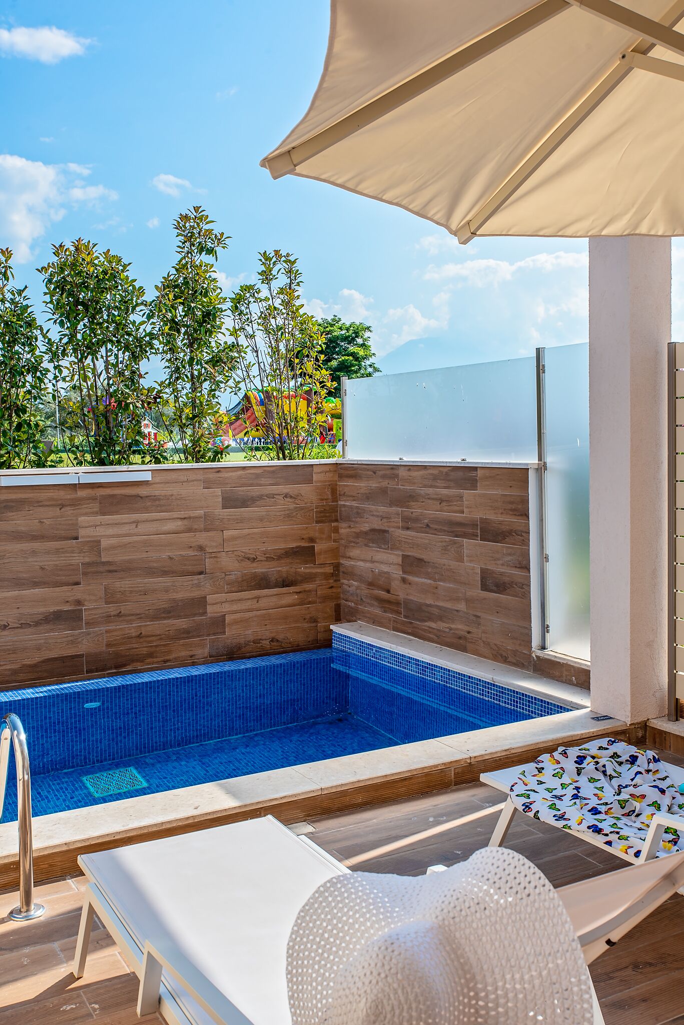 Deluxe Suite, Private Pool, Mountain View | Terrace/patio