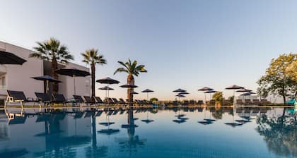 Mythic Summer Hotel