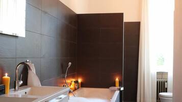 3 Schlafzimmer, kostenloses WLAN, Bettwäsche