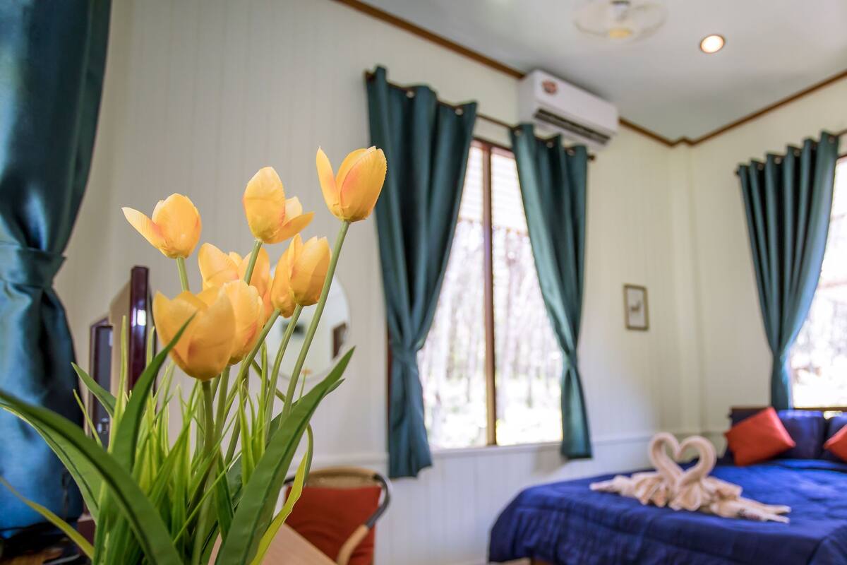 Standard Double Room | 1 bedroom, blackout curtains, free WiFi, bed sheets