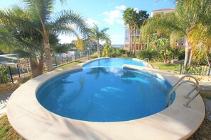 Outdoor pool - Apartamento CasaTuris Bonalba Golf (Mutxamel)