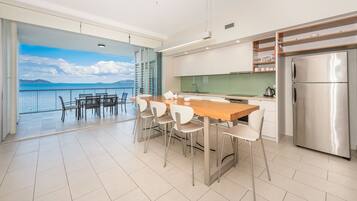 Superior Apartment, 2 Bedrooms, Pool Access, Ocean View | Private kitchen | Full-sized fridge, microwave, oven, stovetop