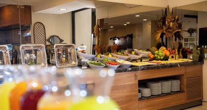 Mari Suites Hotel