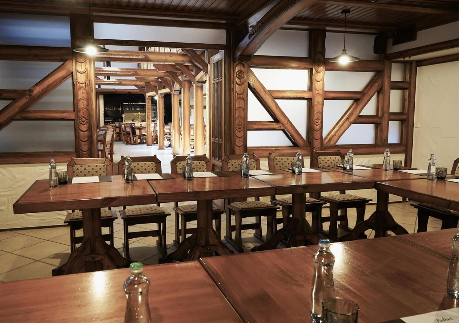 lunch and dinner served